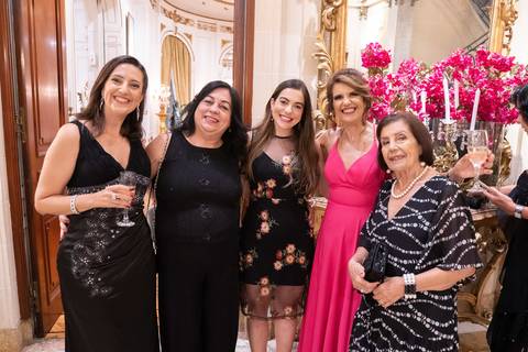 Casamento
Julieta de Serpa
Tabasco Produções'