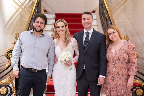 Casamento
Julieta de Serpa
Tabasco Produções'