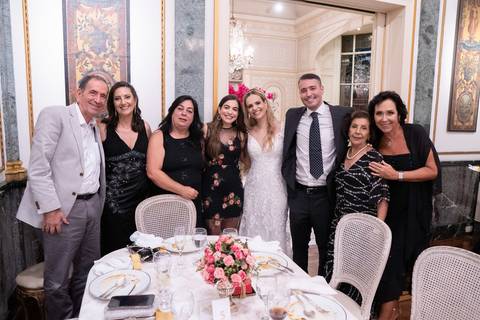 Casamento
Julieta de Serpa
Tabasco Produções'