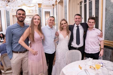 Casamento
Julieta de Serpa
Tabasco Produções'