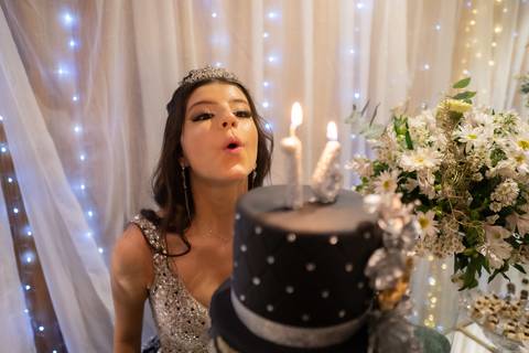 Fotografia Debutante
Tabasco Produções'