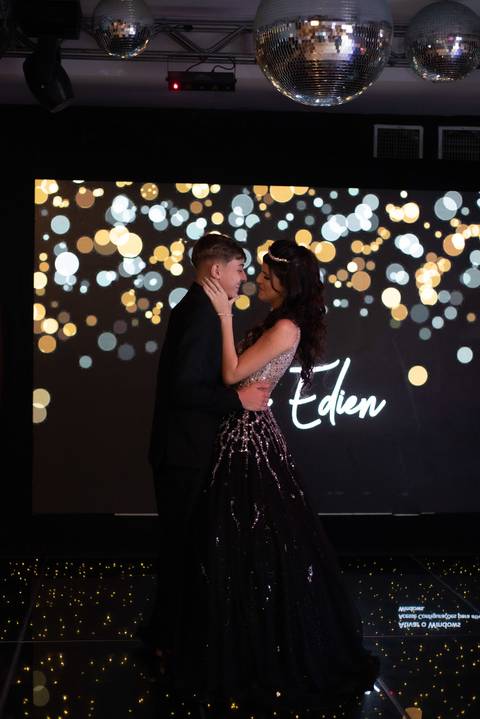 Fotografia Debutante
Tabasco Produções'