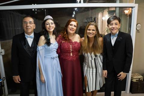 Fotografia Debutante
Tabasco Produções
Village Vip´s'