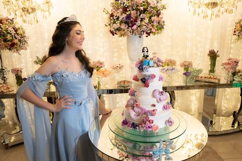 Fotografia Debutante
Tabasco Produções
Village Vip´s'