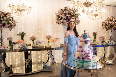 Fotografia Debutante
Tabasco Produções
Village Vip´s'