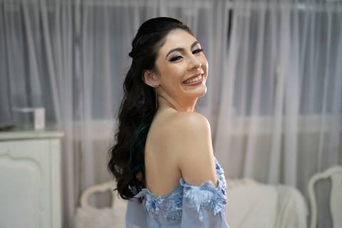 Fotografia Debutante
Tabasco Produções
Village Vip´s'