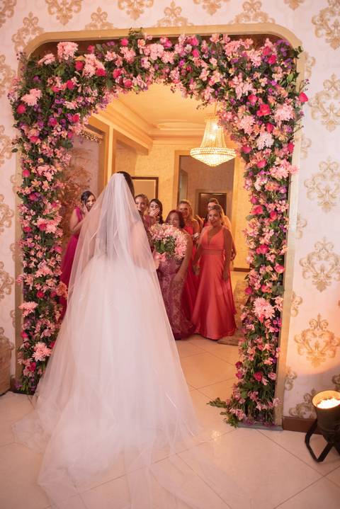Fotografia de Casamento
Tabasco produções
Monet Casa de Festas'