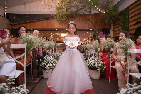 Fotografia de Casamento
Tabasco produções
Monet Casa de Festas'