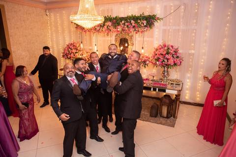 Fotografia de Casamento
Tabasco produções
Monet Casa de Festas'