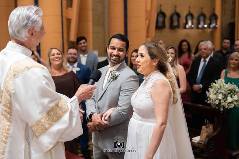 Fotografia de Casamento
Tabasco Produções
Paróquia Nossa Senhora da Paz
Casa Nani em Botafogo'