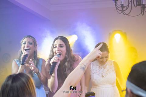 Fotografia de Casamento
Tabasco Produções
Paróquia Nossa Senhora da Paz
Casa Nani em Botafogo'