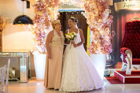 Casamento da Carol e Heitor
Fotografia de Casamento
Tabasco Produções
Imaculado Coração de Maria
Tropical Festas e Eventos'