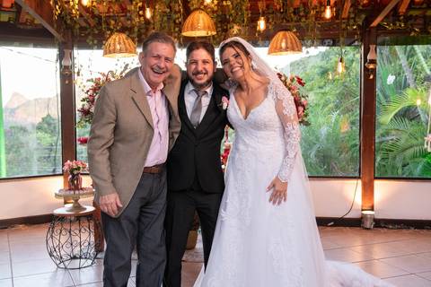 Fotografia de Casamento
Capela Santo Cristo dos Milagres
Hotel Windsor
Filmagem de casamento
Tabasco Produções'