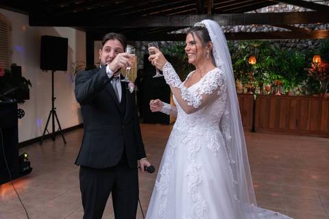 Fotografia de Casamento
Capela Santo Cristo dos Milagres
Hotel Windsor
Filmagem de casamento
Tabasco Produções'
