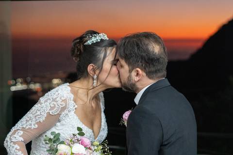 Fotografia de Casamento
Capela Santo Cristo dos Milagres
Hotel Windsor
Filmagem de casamento
Tabasco Produções'