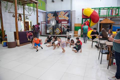 Fotógrafo de festa infantil
Baladauê
Tabasco Produções
Circo Digital'