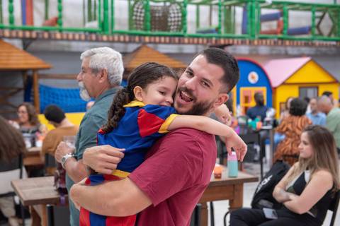 Fotógrafo de festa infantil
Baladauê
Tabasco Produções
Circo Digital'