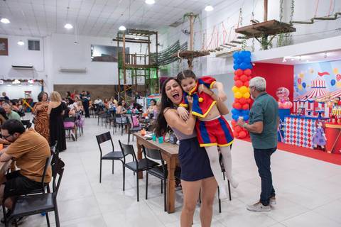 Fotógrafo de festa infantil
Baladauê
Tabasco Produções
Circo Digital'