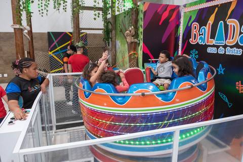 Fotógrafo de festa infantil
Baladauê
Tabasco Produções
Circo Digital'