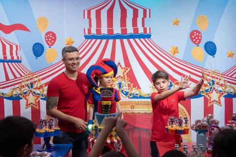 Fotógrafo de festa infantil
Baladauê
Tabasco Produções
Circo Digital'