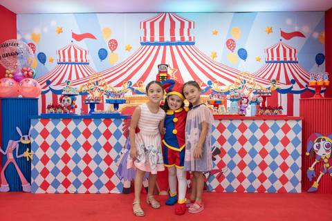 Fotógrafo de festa infantil
Baladauê
Tabasco Produções
Circo Digital'
