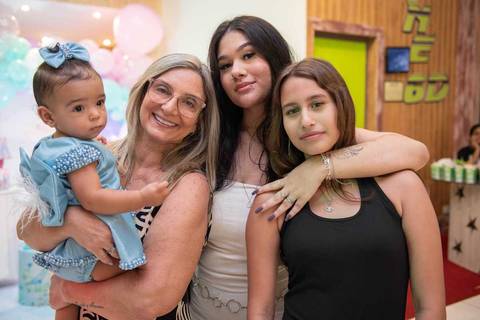 1 Ano da Maya
Tabasco Produções
Brincadeira é Coisa Séria
Fotografia de Festa Infantil'