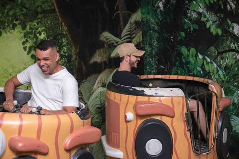 1 Ano da Maya
Tabasco Produções
Brincadeira é Coisa Séria
Fotografia d R. Mariz e Barros, 354 - Tijuca,e Festa Infantil'