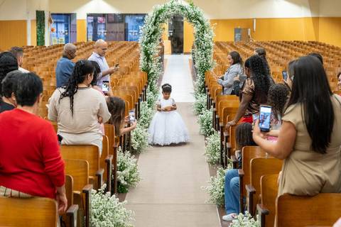 Casamento da Maria Eugênia e Regis
Tabasco Produções
Igreja Universal
Fotografia de Casamento
Fotógrafo de Casamento'
