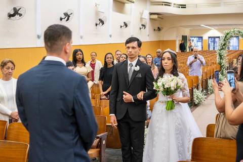 Casamento da Maria Eugênia e Regis
Tabasco Produções
Igreja Universal
Fotografia de Casamento
Fotógrafo de Casamento'