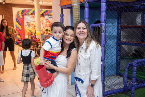 3 Anos do Luiz Felipe
Tabasco Produções
Kid Mais Festas
Fotografia de festa infantil
Fotógrafo Profissional'