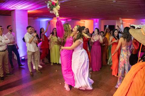 Casamento da Lúcia e Marcelo
Praia do Leblon e AABB RJ
Tabasco Produções
Fotografia de Casamento
Fotógrafo Profissional'