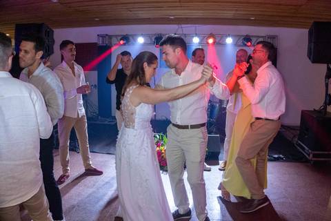 Casamento da Lúcia e Marcelo
Praia do Leblon e AABB RJ
Tabasco Produções
Fotografia de Casamento
Fotógrafo Profissional'