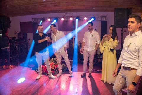 Casamento da Lúcia e Marcelo
Praia do Leblon e AABB RJ
Tabasco Produções
Fotografia de Casamento
Fotógrafo Profissional'