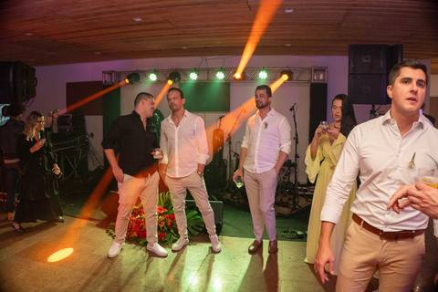 Casamento da Lúcia e Marcelo
Praia do Leblon e AABB RJ
Tabasco Produções
Fotografia de Casamento
Fotógrafo Profissional'