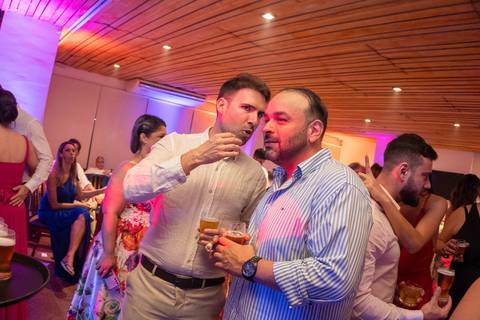 Casamento da Lúcia e Marcelo
Praia do Leblon e AABB RJ
Tabasco Produções
Fotografia de Casamento
Fotógrafo Profissional'