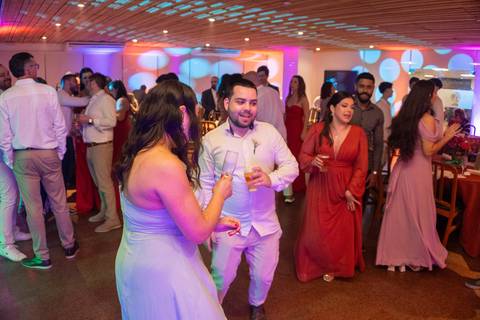 Casamento da Lúcia e Marcelo
Praia do Leblon e AABB RJ
Tabasco Produções
Fotografia de Casamento
Fotógrafo Profissional'