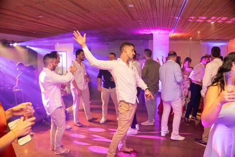 Casamento da Lúcia e Marcelo
Praia do Leblon e AABB RJ
Tabasco Produções
Fotografia de Casamento
Fotógrafo Profissional'