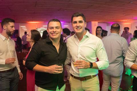 Casamento da Lúcia e Marcelo
Praia do Leblon e AABB RJ
Tabasco Produções
Fotografia de Casamento
Fotógrafo Profissional'