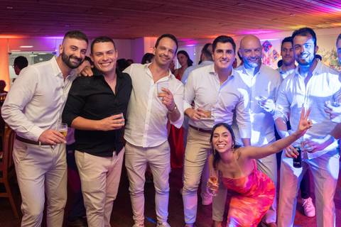 Casamento da Lúcia e Marcelo
Praia do Leblon e AABB RJ
Tabasco Produções
Fotografia de Casamento
Fotógrafo Profissional'