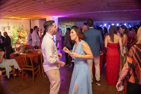 Casamento da Lúcia e Marcelo
Praia do Leblon e AABB RJ
Tabasco Produções
Fotografia de Casamento
Fotógrafo Profissional'