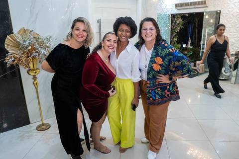 15 Anos da Isabela
Tabasco Produções
Espaço Luz
Fotografia de 15 anos
Fotografia de Debutante
Fotógrafo Profissional'