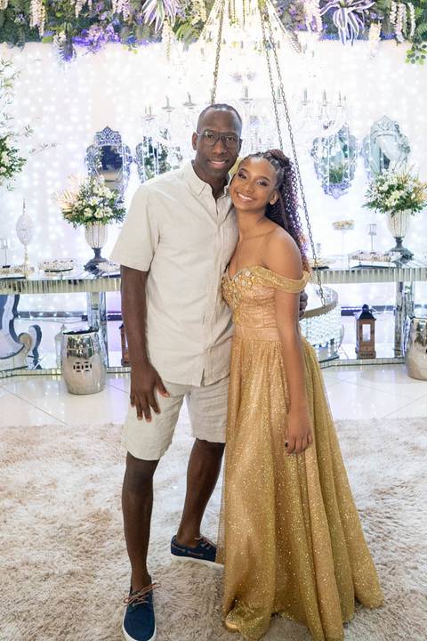 15 Anos da Isabela
Tabasco Produções
Espaço Luz
Fotografia de 15 anos
Fotografia de Debutante
Fotógrafo Profissional'