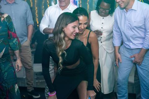 15 Anos da Debutante Maria Clara
Fotografia de 15 Anos
Fotografia de Debutante
Tabasco Produções
Espaço Rio Lounge
'