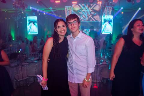 15 Anos da Debutante Maria Clara
Fotografia de 15 Anos
Fotografia de Debutante
Tabasco Produções
Espaço Rio Lounge
'