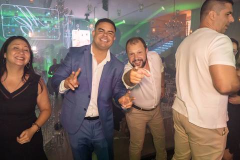 15 Anos da Debutante Maria Clara
Fotografia de 15 Anos
Fotografia de Debutante
Tabasco Produções
Espaço Rio Lounge
'