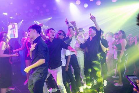 15 Anos da Debutante Maria Clara
Fotografia de 15 Anos
Fotografia de Debutante
Tabasco Produções
Espaço Rio Lounge
'