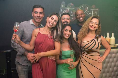 15 Anos da Debutante Maria Clara
Fotografia de 15 Anos
Fotografia de Debutante
Tabasco Produções
Espaço Rio Lounge
'