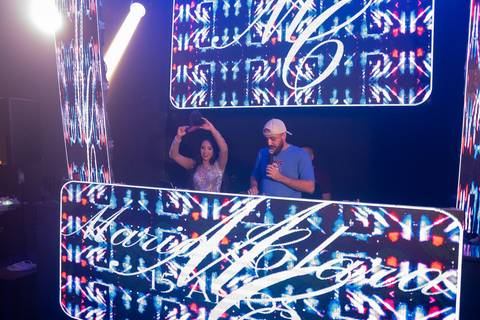 15 Anos da Debutante Maria Clara
Fotografia de 15 Anos
Fotografia de Debutante
Tabasco Produções
Espaço Rio Lounge
'