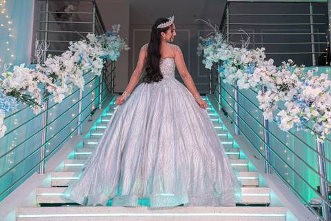 15 Anos da Debutante Maria Clara
Fotografia de 15 Anos
Fotografia de Debutante
Tabasco Produções
Espaço Rio Lounge
'