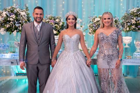 15 Anos da Debutante Maria Clara
Fotografia de 15 Anos
Fotografia de Debutante
Tabasco Produções
Espaço Rio Lounge
'